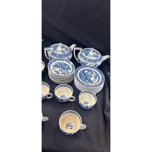 229 - Selection of blue and white Willow Wedgwood pottery to include teapots, cups, bowls, plates, makers ... 