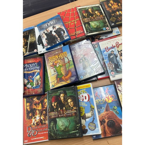 147 - Selection of DVD's to include Ace Ventura, Shrek, Peter Pan, Scooby Doo, i-robot