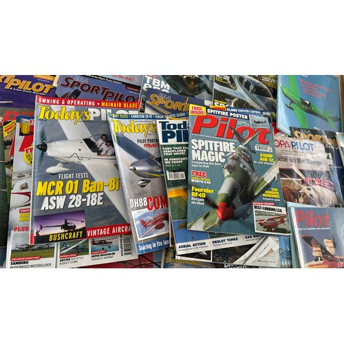 238 - Selection of vintage Pilot air craft magazines to include EAA Sport Pilot, Todays Pilot etc