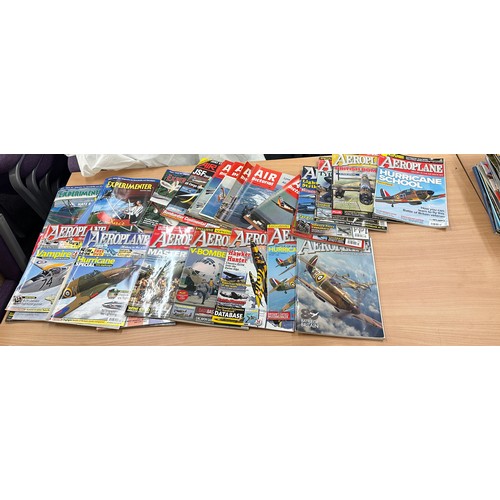 171 - Selection of air craft magazines to include ' Aeroplane' etc