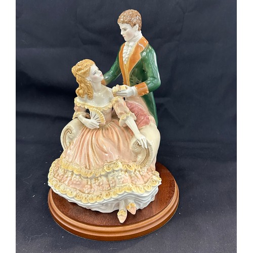 570 - Royal Worcester ' A Gift of Love', 'Age of Romance' figurine measures approx 11 inches tall