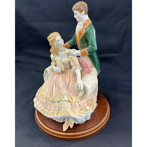 570 - Royal Worcester ' A Gift of Love', 'Age of Romance' figurine measures approx 11 inches tall