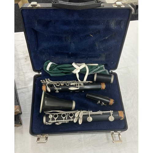 218 - Vintage cased Xylophone and a clarinet