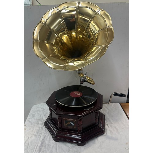 338 - Wind up gramophone with brass horn