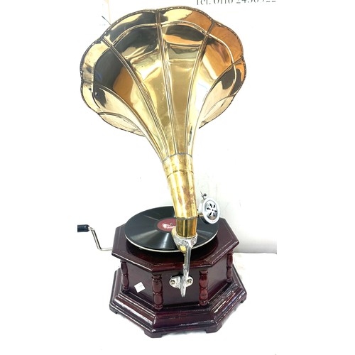 338 - Wind up gramophone with brass horn