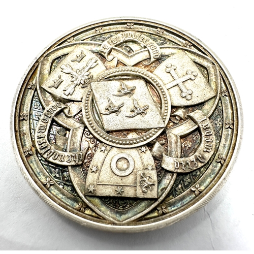 14 - Victorian silver nottingham high school award medal to g.b.bryan mathematics 1891 measures 4.4cm dia... 