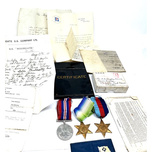 385 - WW1 - WW2 Navy Family Officers Medals & Papers Boxed