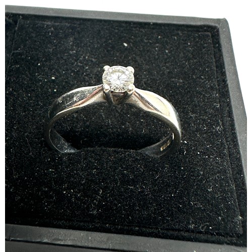 118 - 9ct gold diamond solitaire ring (2.5g)