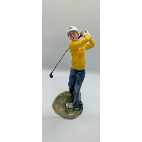 457 - Royal Doulton figure HN 3276 ' Teeing off' measures approx 9 inches tall