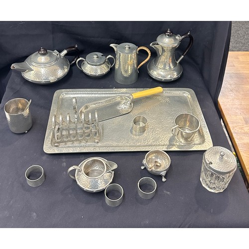 203 - Selection of vintage pewter ware includes Craftmens etc