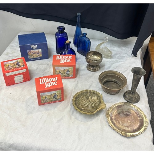 76 - Selection of miscellaneous to include Lilliput lanes, glass, metalware etc