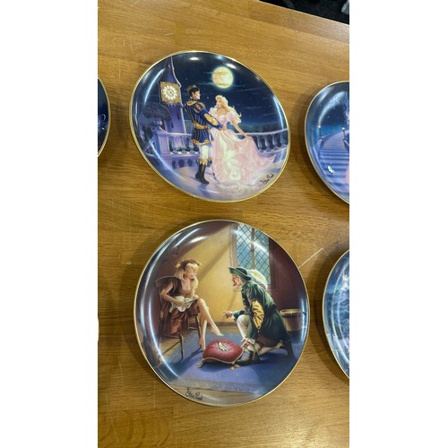 280 - Selection of Franklin Mint Cinderella Collectors plates to include ' Fairy Godmothers Magic', 'Refle... 