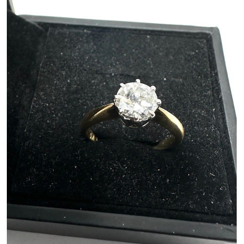 107 - 18ct gold diamond ring est 0.80ct diamond