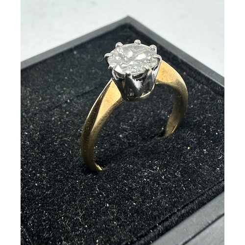 107 - 18ct gold diamond ring est 0.80ct diamond