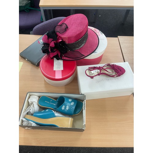 139 - Wedding hat, wedding shoes and two storage boxes