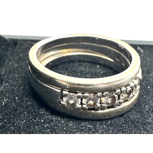 112 - 14ct gold triple ring centre ring set with diamonds weight 8.5g