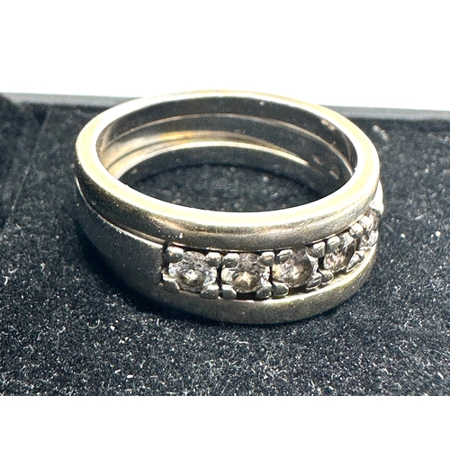 112 - 14ct gold triple ring centre ring set with diamonds weight 8.5g