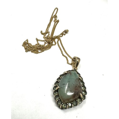 92 - 9ct gold gemstone pendant & chain (5.4g)