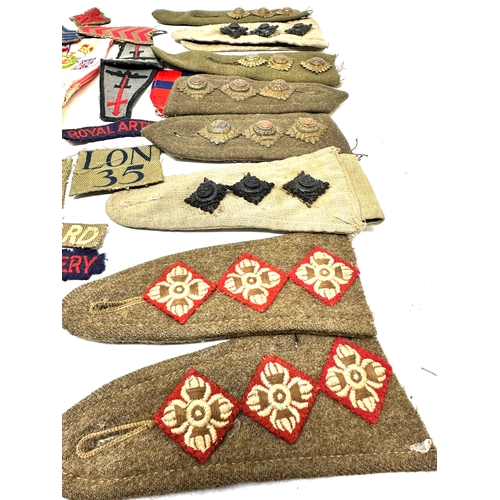 569 - Large collection of ww2 cloth patch badges shoulder  titles etc