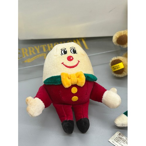 564 - Boxed set small merrythought humpty dumpty, golly and teddy bear