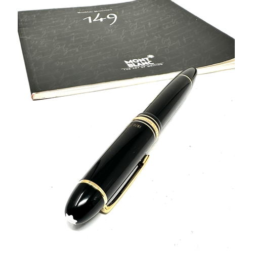 3 - Large Montblanc Meisterstuck Fountain Pen No.149 booklet Black 4810 18ct Gold Nib