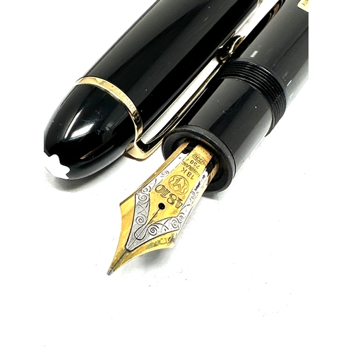 3 - Large Montblanc Meisterstuck Fountain Pen No.149 booklet Black 4810 18ct Gold Nib