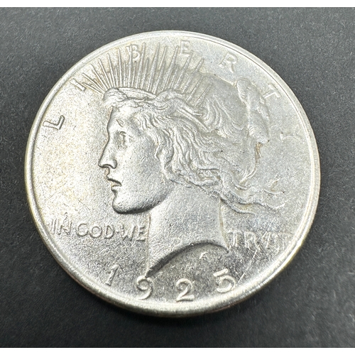 668 - 1925 Peace Silver Dollar