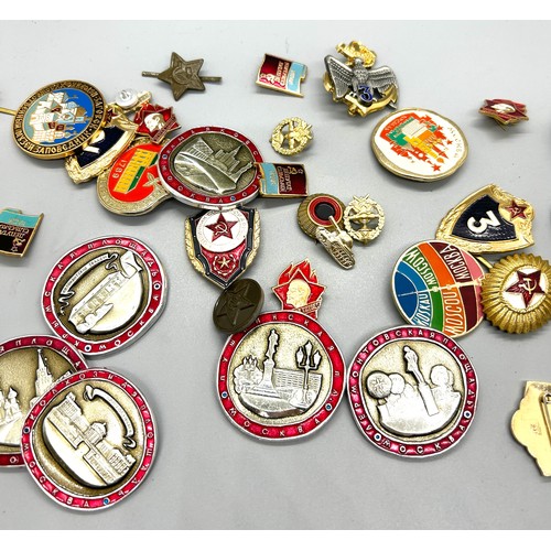 398 - Selection of vintage and later badges and cap badges