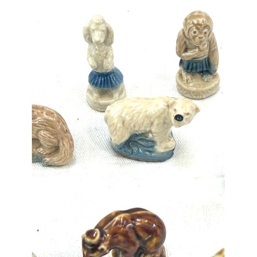 555 - Selection of Wade Whimsies to include tramp, polar bear, lion, bear, tiger, monkey etc