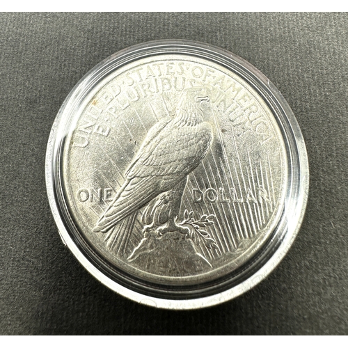 678 - 1923 silver  peace dollar