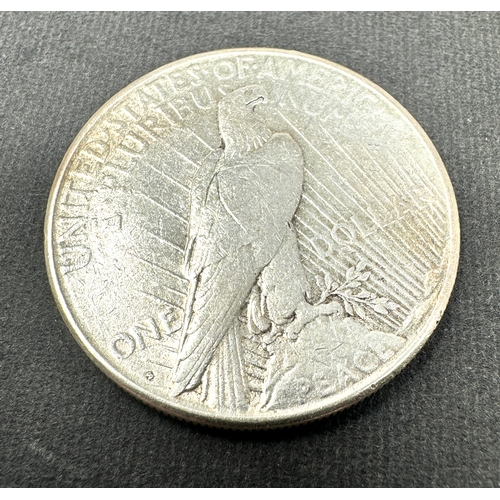 679 - 1928 silver peace dollar