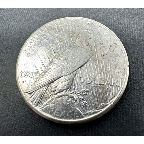 687 - 1926  silver peace dollar