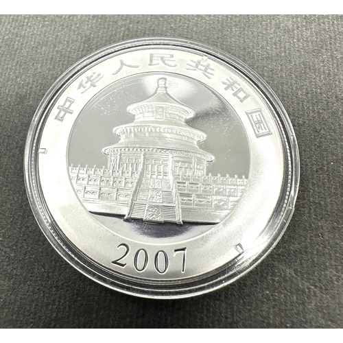 688 - 2007 China 10 YUAN Panda Silver Coin 1oz 999 silver in capsule