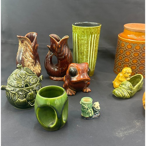 189 - Selection of assorted pottery includes sylvac, frog jugs etc