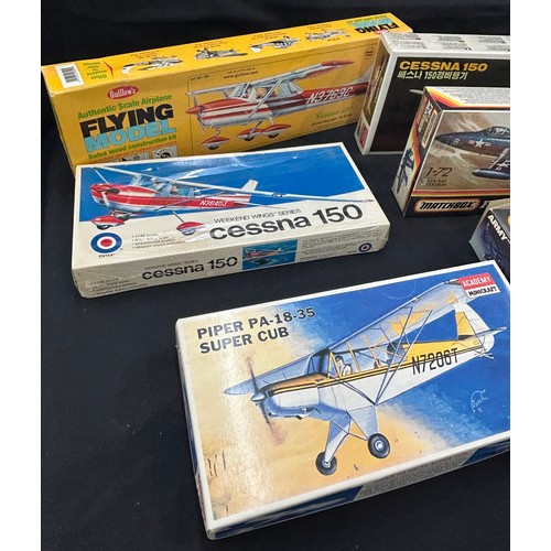 136 - Selection of aircraft models to include: Guillows Cessna 150, Matchbox F9F-4 Panther, Cessena 150, C... 