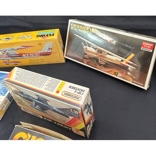 136 - Selection of aircraft models to include: Guillows Cessna 150, Matchbox F9F-4 Panther, Cessena 150, C... 