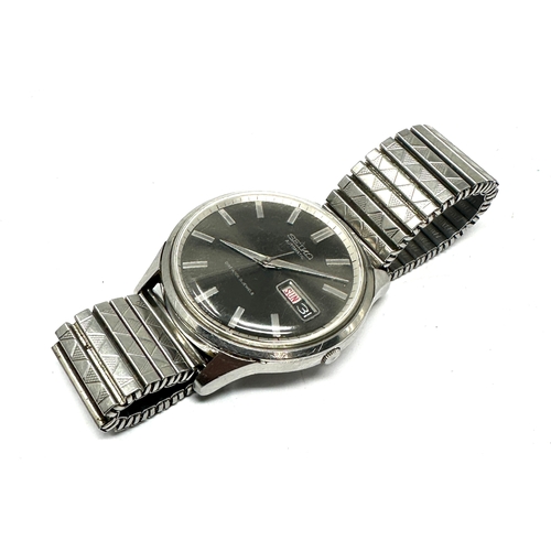 505 - Vintage SEIKO SPORTSMATIC 5 6619-8190 Automatic diashock 21J gents wristwatch the watch is ticking