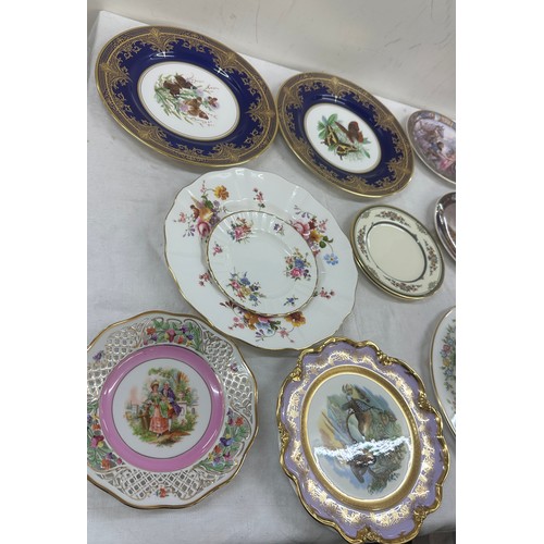 205 - Selection of collectors plates to include Coalport, Royal Albert etc