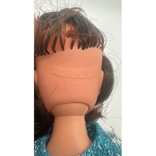 453 - Vintage Sindy doll