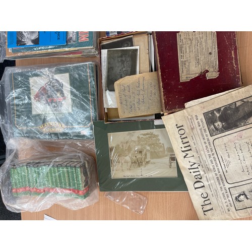 179 - Selection of assorted ephemera includes The daily mirror, train memorabilia etc