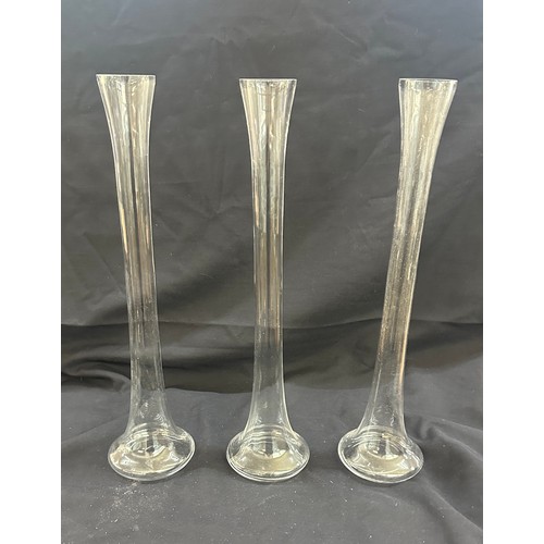 275 - Three 50 cm glass vases