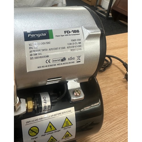 226 - Fengda fd-186 125 air compressor working order brand new