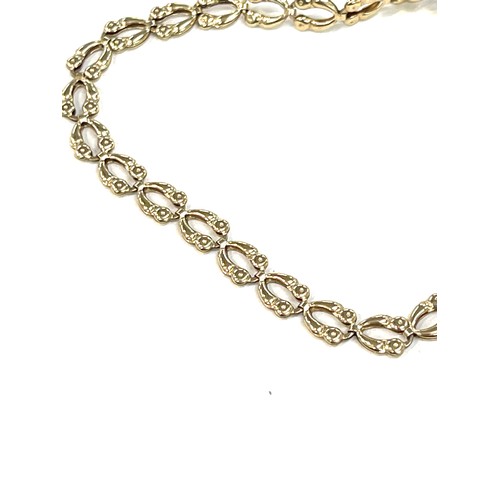 495 - Ladies hallmarked 9ct delicate bracelet, overall length 17cm, approximate weight 2.7g