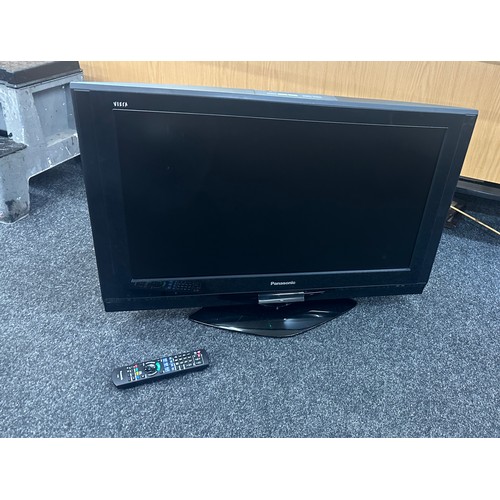 357 - Panasonic Viera tv 32 