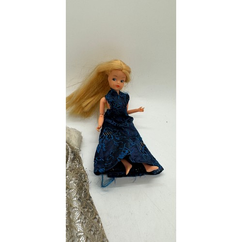 456 - Miniature Sindy doll by zodiac toys