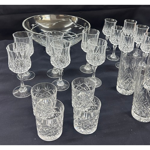 220 - Selection of crystal glass to include a Glen Eagles bowl, 6 highball crystal glasses, 4 whiskey crys... 