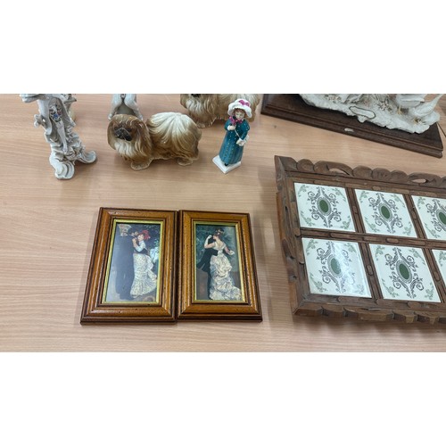 173 - Selection of miscellaneous to Lladro figure and wooden tiled tray etc