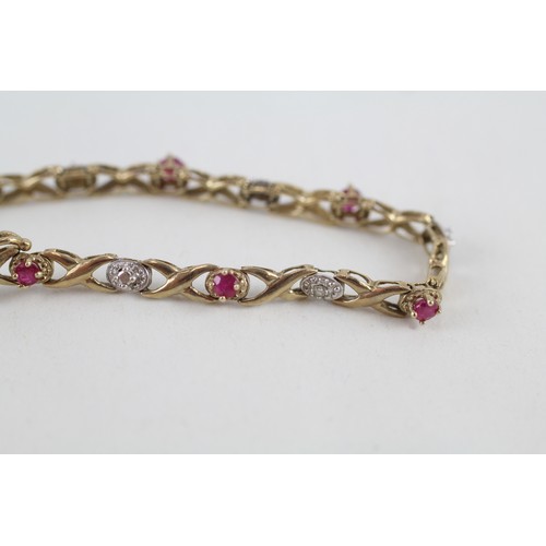 152 - 9ct gold diamond and ruby set Hugs and Kisses bracelet (4.1g)