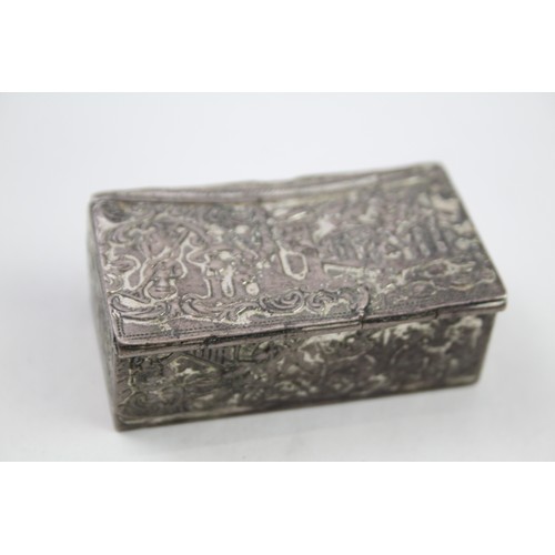 339 - .850 silver figural snuff / trinket box