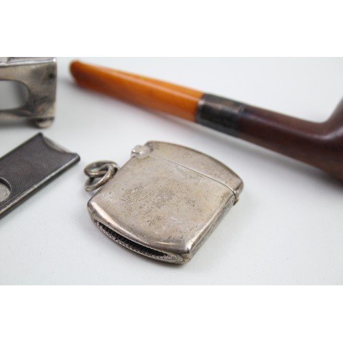 362 - 4 x .925 sterling tobacciana inc vesta, banded pipe, cigar cutter etc